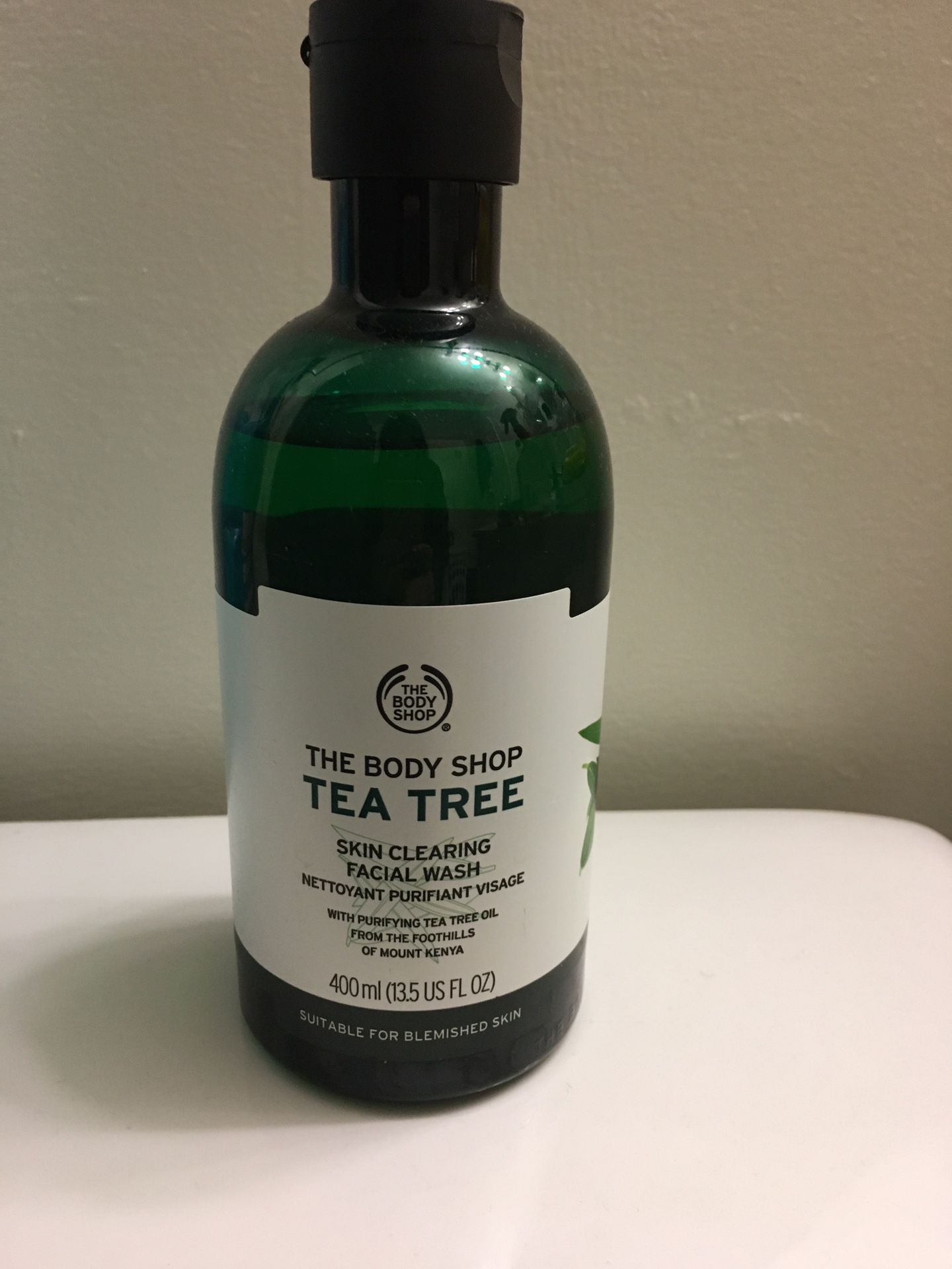 The Body Shop Tea Tree Skin Cleansing Facial Wash