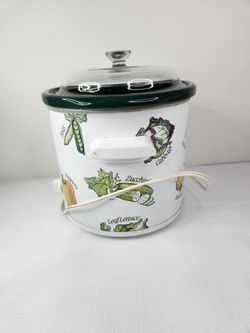 Vintage 2.5 Qt Rival Crockpot Stoneware Slow Cooker With plastic Lid (3120)