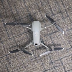 DJI Mavic 2 Zoom with Smart Controller 