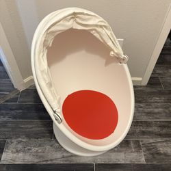 Kids Swivel Armchair