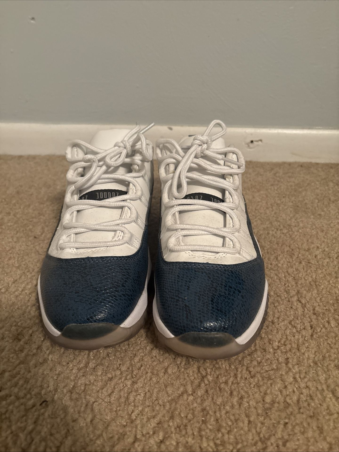 Size 7 (GS) Jordan 11 Retro 2019 Low Navy Snakeskin