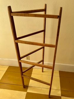 Antique Primitive Pine Wood Folding Clothes Drying Rack / Quilt Stand – 48"