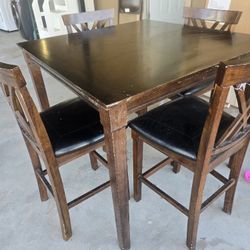 Dinning Tabme 4 Chairs