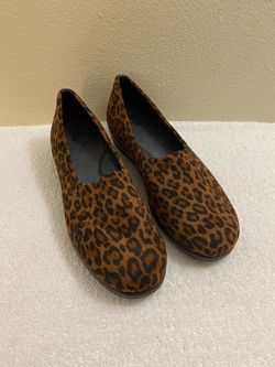 SAS Women’s Slip On Shoes Leopard Print - Size 9 Wide