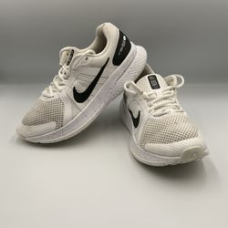 Nike Women’s Run Swift 2 Running Shoes