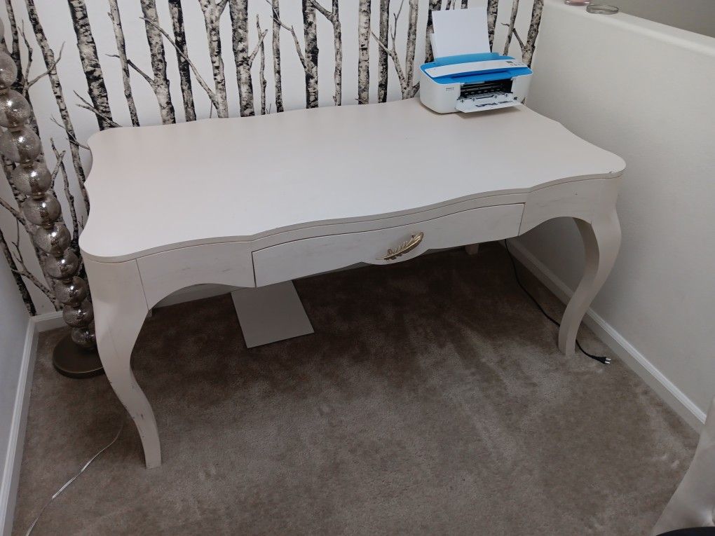Elk Home Lightly Desk * Read Description *
