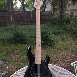 Sterling By Music Man StingRay Ray5 Bass Guitar