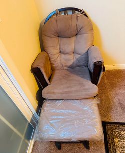Angel Line Windsor Glider and Ottoman, Espresso Finish with Chocolate Cushions