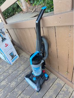 Bissell PowerForce Helix Upright Vacuum - with Box