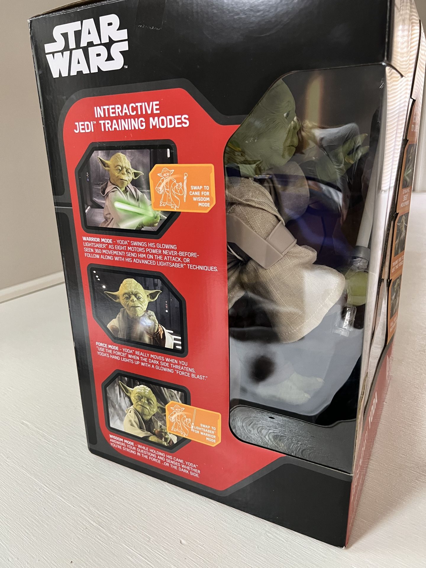Star Wars Hasbro 2015 Legendary Yoda 16” Interactive Talking Jedi NEW SEALED!  Games
