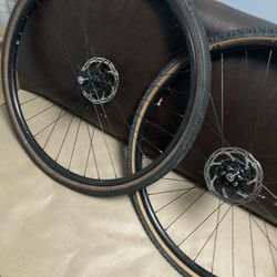 Gravel Wheel set 
