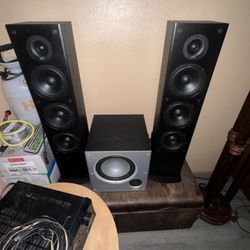 Polk Audio Tower Speakers and Powered Subwoofer