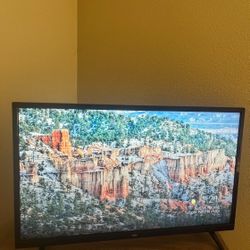 TCL Bedroom Tv 21x17in
