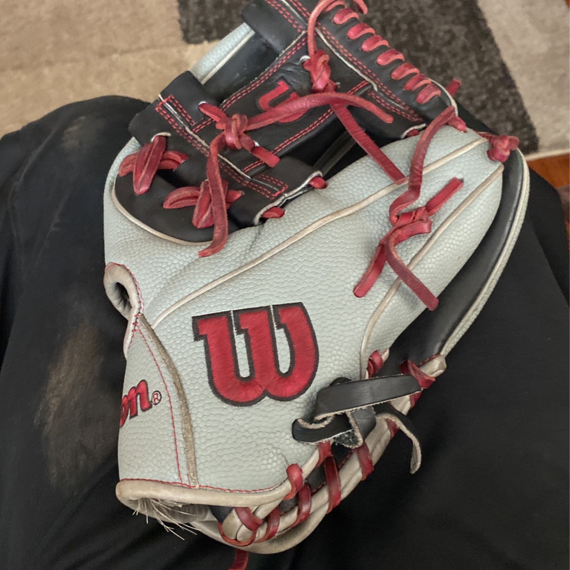  Baseball Glove In Perfect Shape