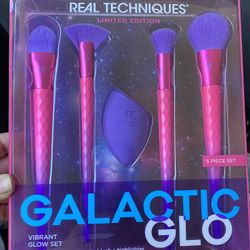 New! Real Techniques Limited Edition Makeup Brush Set