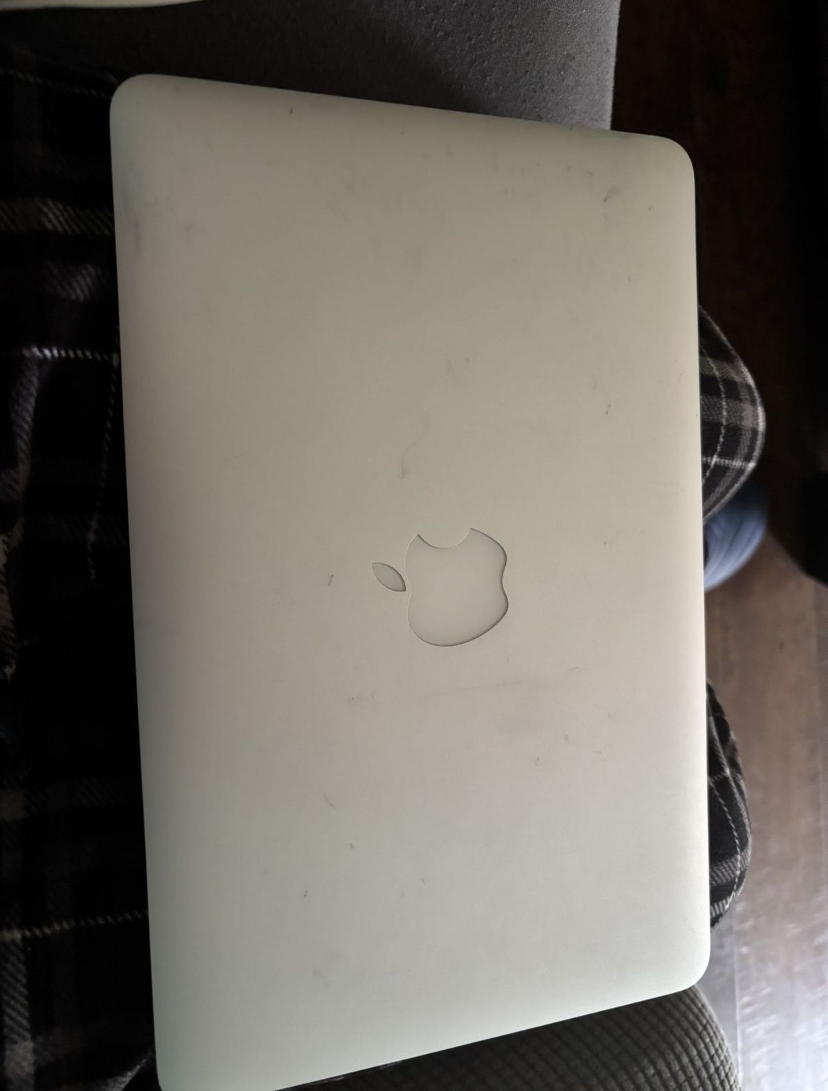 MacBook