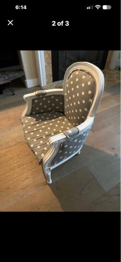 Child’s chair-vintage