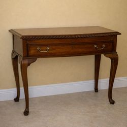 Vintage Wooden Writing Desk / Vanity Table
