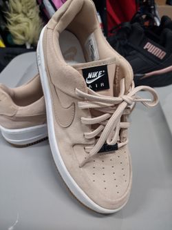 Women's Nike Air size 8
