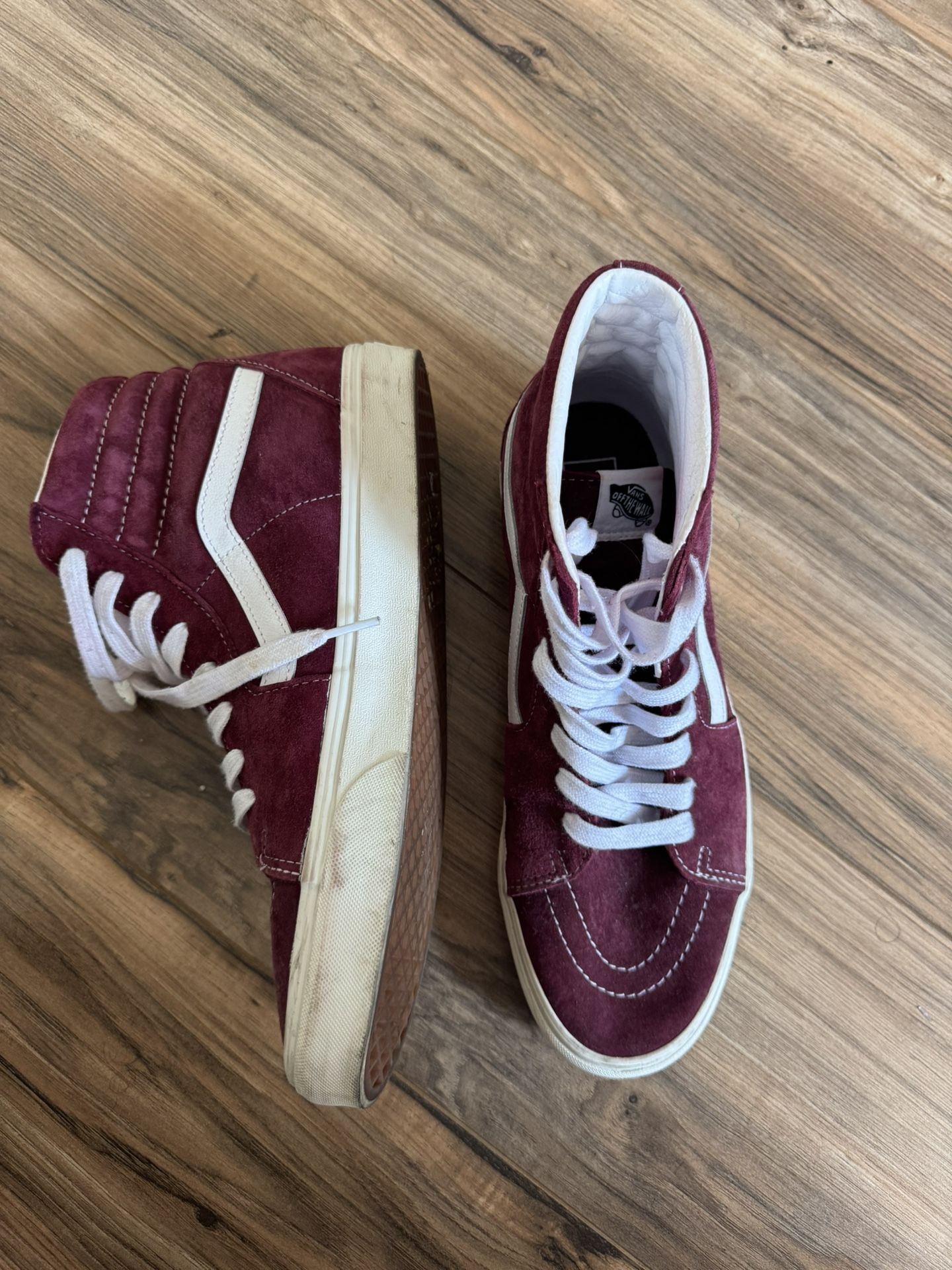 Vans Sk8-Hi Burgundy Suede Sneakers