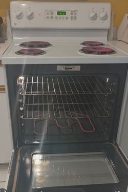 GE Electric Range