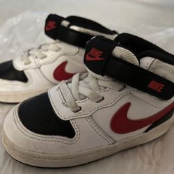 Nike Boys Shoes 