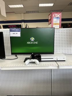 Combo Deal! Xbox And Monitor !