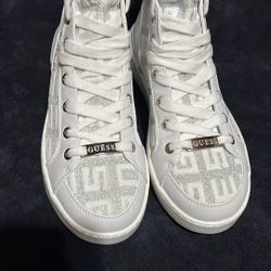 Tennis Shoes
