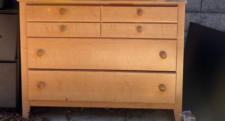 White oak 3 drawer dresser