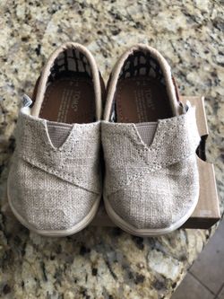 Baby Toms shoes