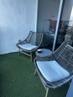 🚨 MOVING SALE — OUTDOOR SET MUST GO 🚨