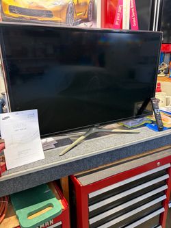 40” Samsung TV
