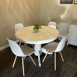 Dining Room Table And Chairs