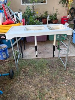 Portable sink for camping or events