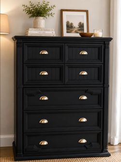 Thomasville Chest of Drawers