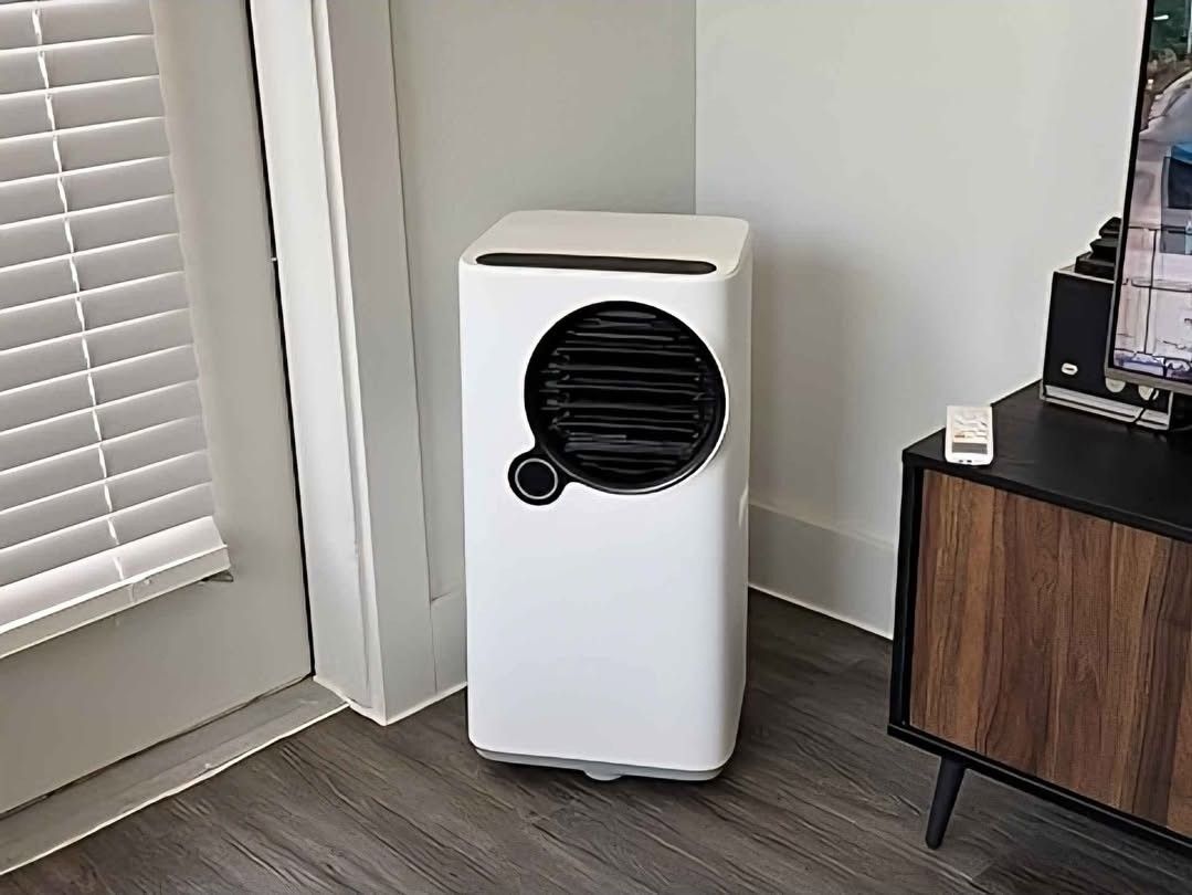 Brand New 16,000 BTU 4-in-1 Portable Air Conditioner with Window Kit & Smart Remote Control With App