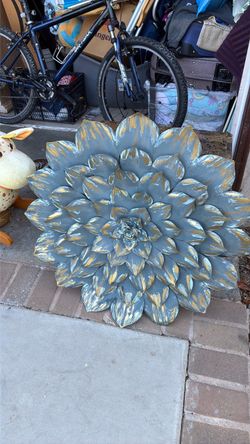 Large Metal Flower Wall Decorate