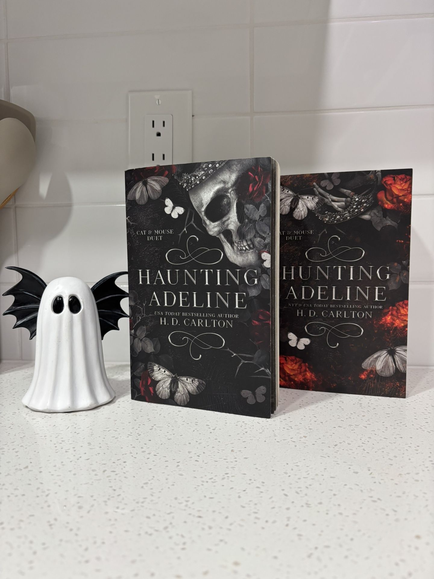 Haunting Adeline - H.D. Carlton - Cat & Mouse Duet