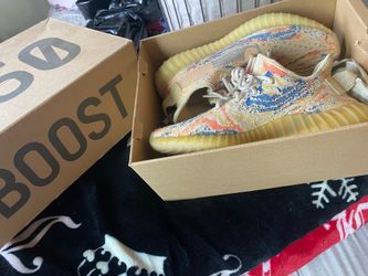 YEEZY Boost 350 V2