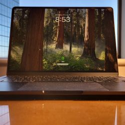 2024 Apple Macbook 13" Air M3