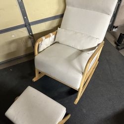Rocking Chair With Small Ottoman 