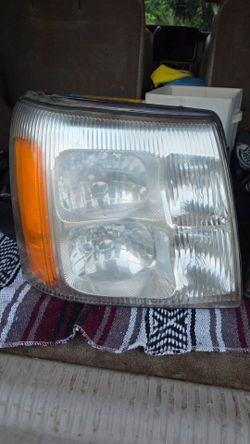 Headlamps for a cadillac escalade