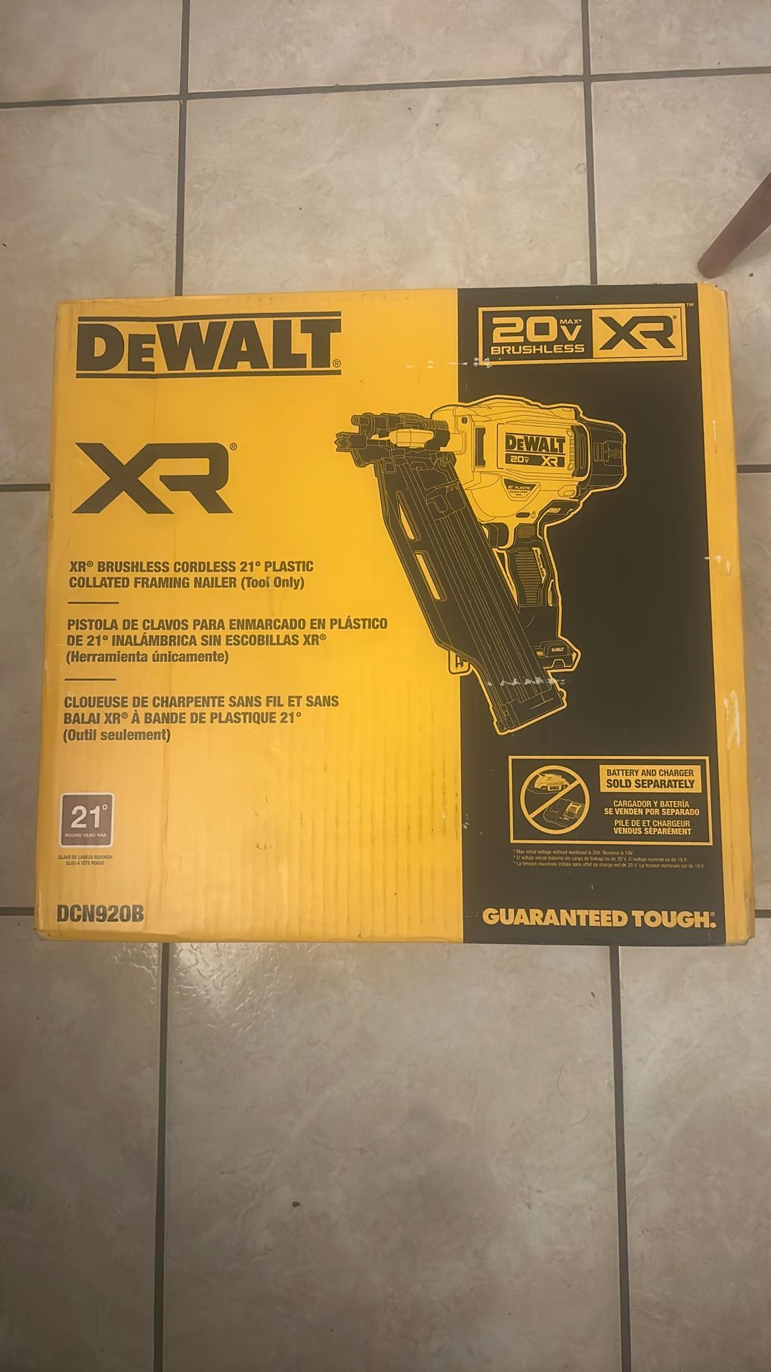 20V XR 21 Degree Plastic Collated Framing Nailer