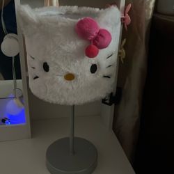 Hello Kitty Lamp!