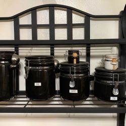 CERAMIC BLACK CANISTERS GREAT FOR SUGAR,RICE,COFFEE,TEA OR WHATEVER YOU LIKE TOTAL 6