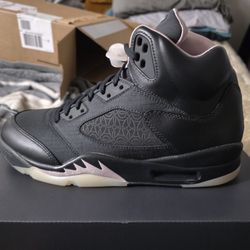 Paris Saint-Germain x Jordan 5 Retro 'Off Noir'