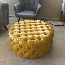 Modern Tufted Ottoman – Mustard Yellow Round