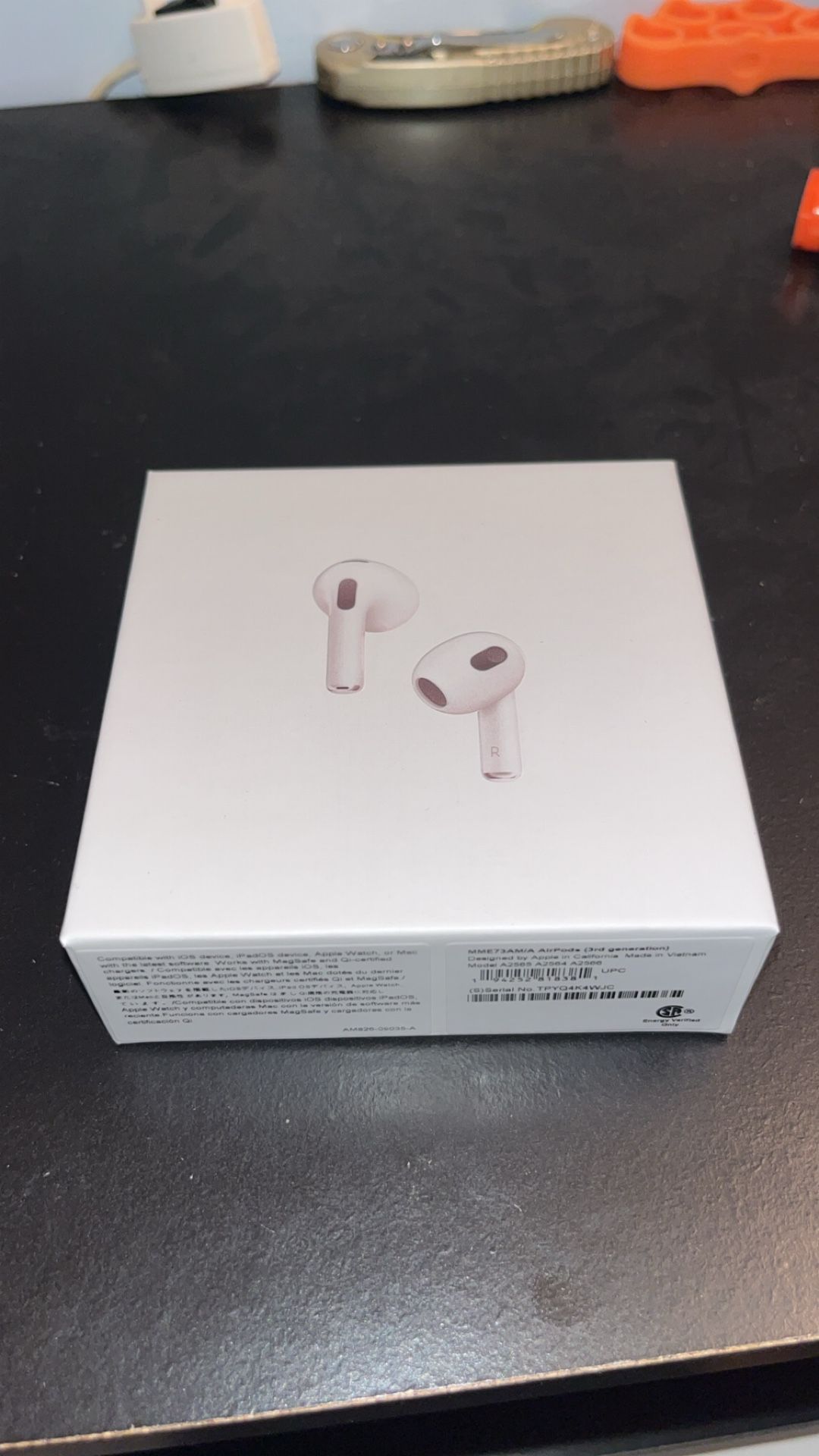 Apple AirPods Gen 3