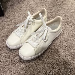 Womens Tennis Shoes