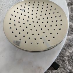 Price Pfister Rain 8” can 